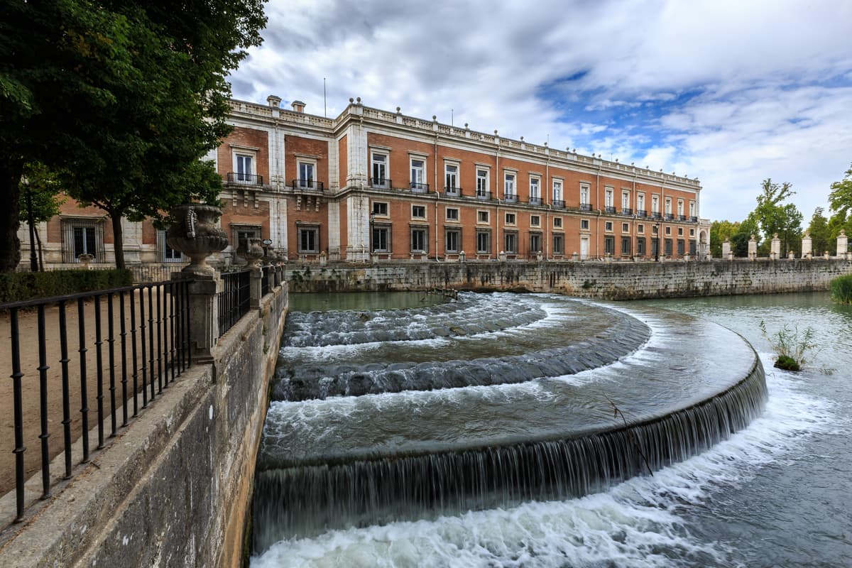 Administradores de Fincas en Aranjuez: Guía y Directorio 2026