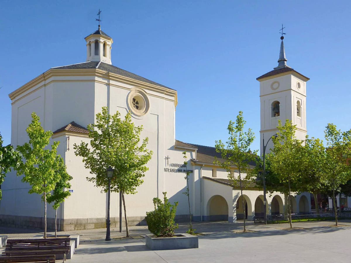 Administradores de Fincas en Majadahonda: Guía y Directorio 2026