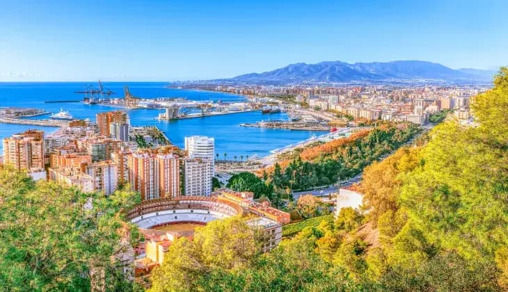 Administradores de Fincas en Málaga: Guía y Directorio 2026