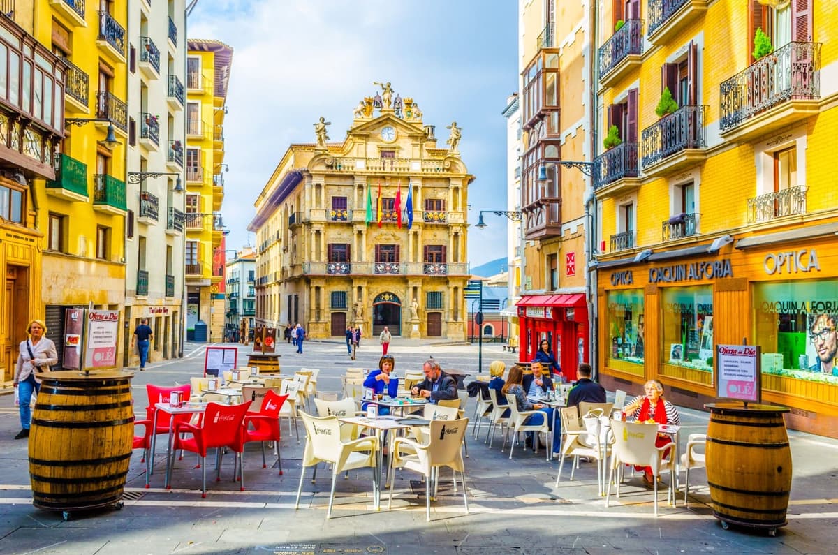 Administradores de Fincas en Pamplona: Guía 2026